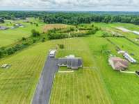 472 Meadows Rd, Portland.  1.16 Acres, 3BR, 2BA, Ranch Style,1-level home.  Fresh paint.  Fully fenced back yard.  Covered back deck.