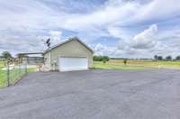 472 Meadows Rd, Portland.  1.16 Acres, 3BR, 2BA, Ranch Style,1-level home.  Fresh paint.  Fully fenced back yard.  Covered back deck.