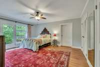 primary bed main floor