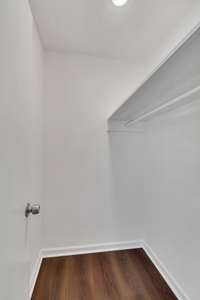 witth a walk-in closet.