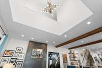 Den chandelier