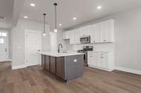 Picture of model home Willow, colors and selections may vary!