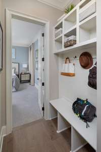 PHOTO FOR REPRESENTATION-Optional features shown.