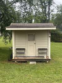 Small Storage Building Stays