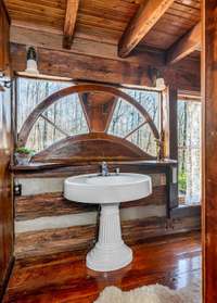 Bathroom 2.