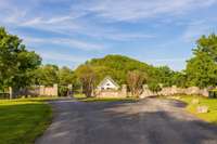 The only gated community in the area, ensuring security and privacy, while being close to downtown Franklin and Nashville