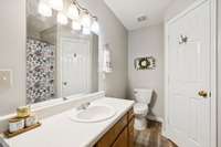 The primary bathroom includes a spacious single vanity and a combo shower/tub for added convenience. 3114 Penny Ln Murfreesboro, TN 37130