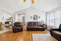 Neutral paint tones create a warm and inviting space ready for your personal touch. 3114 Penny Ln Murfreesboro, TN 37130