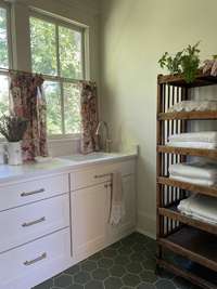 Photo for example purposes - similar floor plan and finishes
