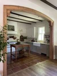 Photo for example purposes - similar floor plan and finishes