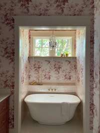 Photo for example purposes - similar floor plan and finishes