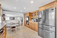 Eat-in kitchen