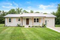 Cute as a button and move-in ready!