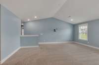 LARGE BONUS ROOM
