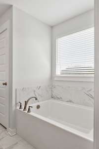 Tons of natural light to flood the bathroom.