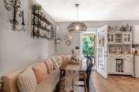 Eat-in area off the kitchen