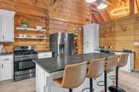 Soaring vaulted ceilings in the kitchen!