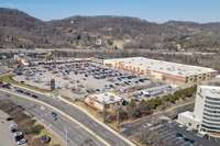 Shopping and restaurants within walking distance