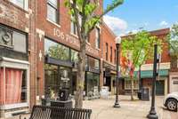 Minutes from Historic Downtown Gallatin!
