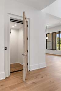 Elevator to all 3 levels.