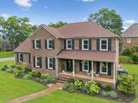 Located in the desirable Siegel school zone! Schedule a showing today! 2648 Chatham Ct Murfreesboro, TN 37129