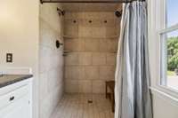 It also features a stand-alone tile shower! 2648 Chatham Ct Murfreesboro, TN 37129