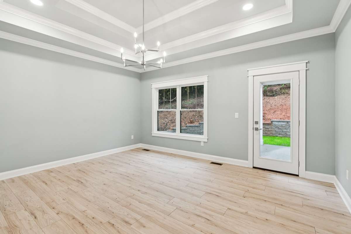 Master bedroom with gorgeous views  - Spacious