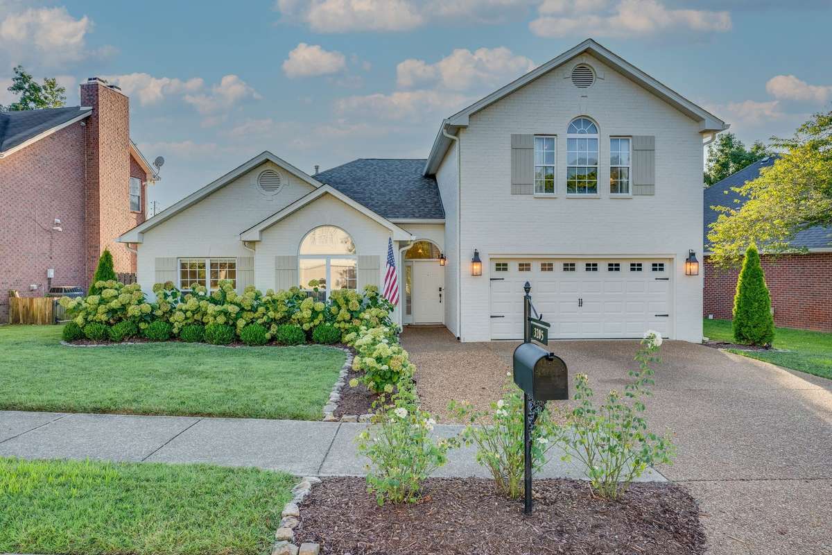 Welcome to 3205 Vera Valley Road! Complete renovation and a must see in Franklin, TN!
