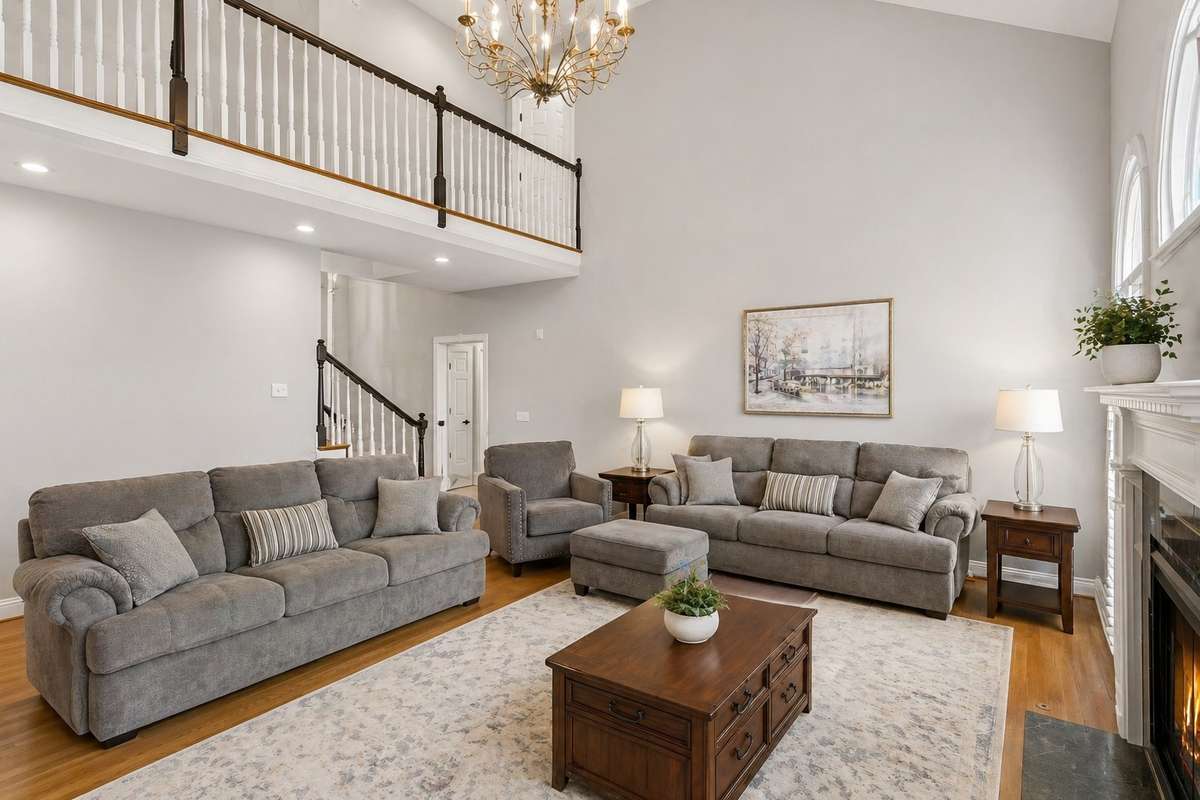 Another view of your living room with vaulted ceilings, chandelier & hardwood floors. 2230 Northwoods Dr. Murfreesboro, TN 37130