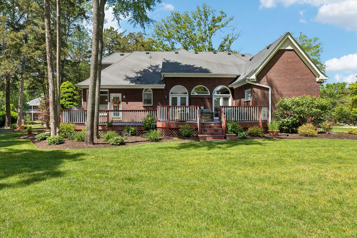 2230 Northwoods Drive, Murfreesboro, Tn 37130