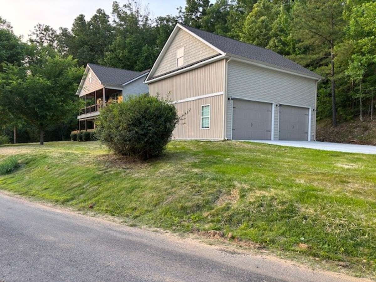 Side Garage with side entry door