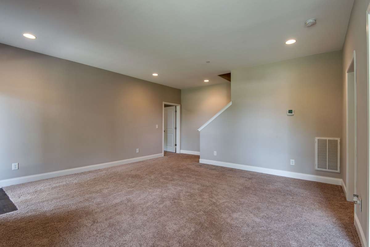 Photos of a similar build ...