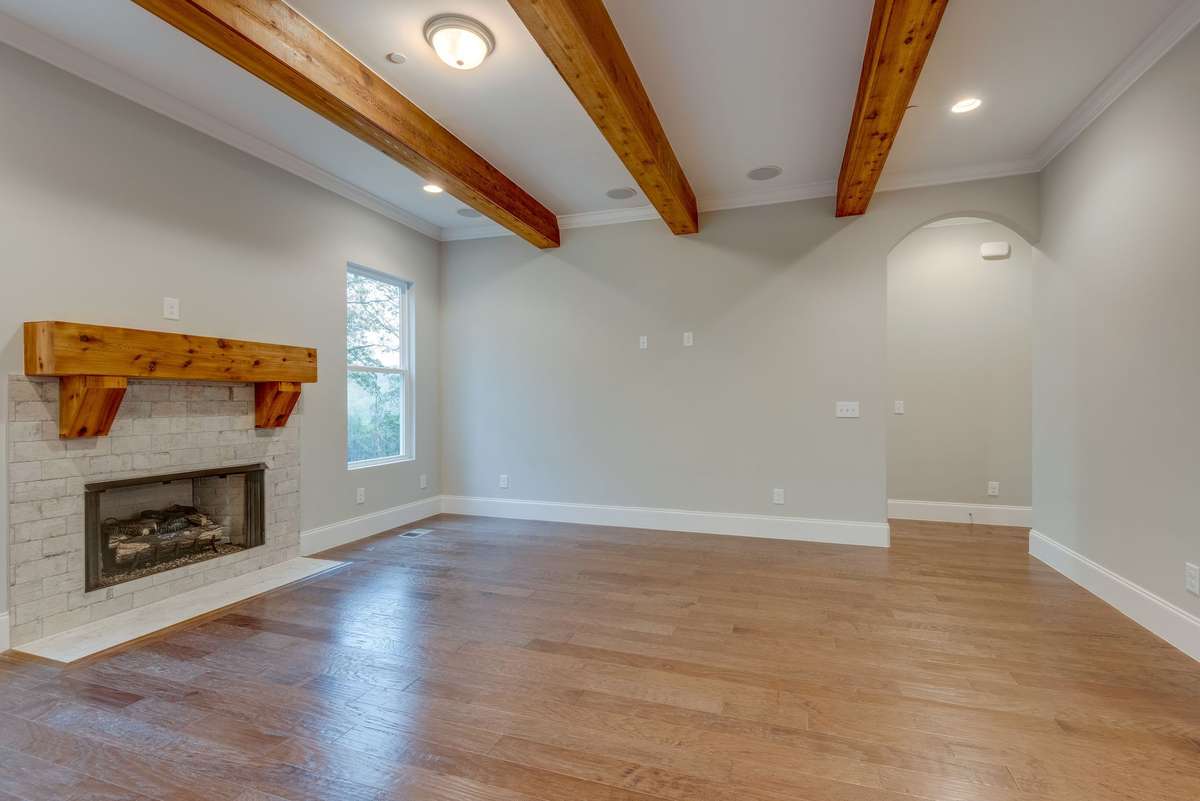 Photos of a similar build ...