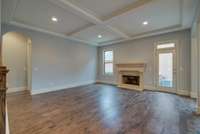 Photos of a similar build ...