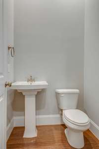 Photos of a similar build ...