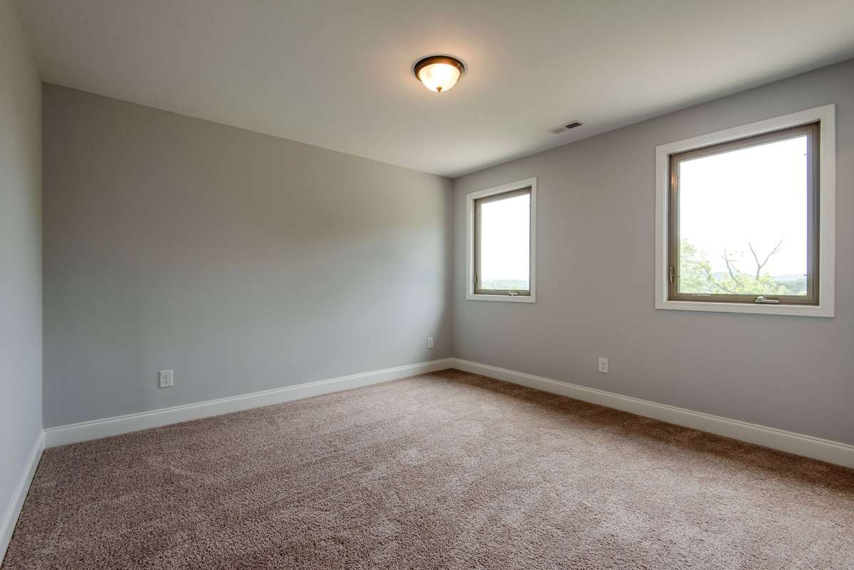 Photos of a similar build ...