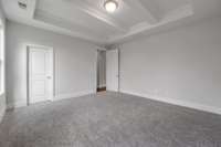 Photos of a similar build ...