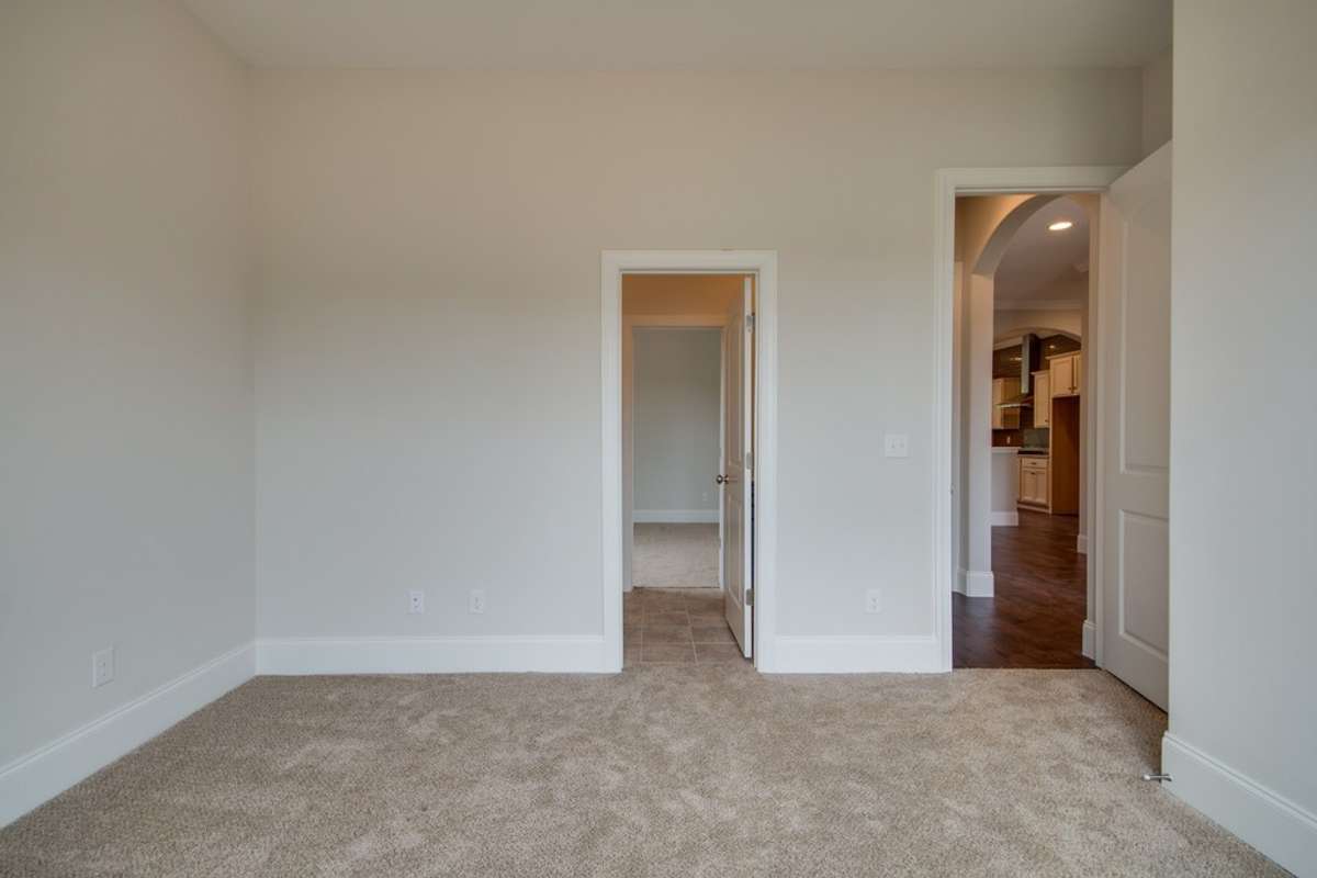 Photos of similar build ...