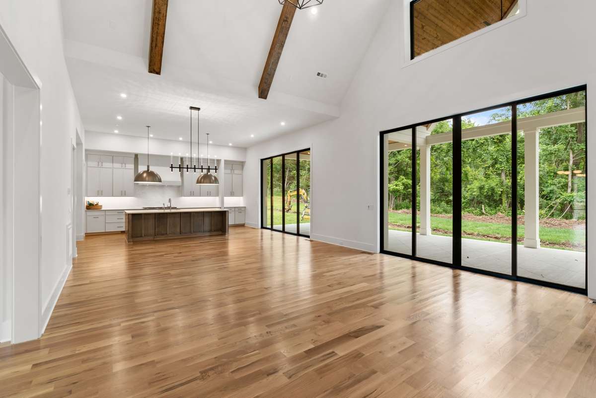 Representation Photos - Not Actual House