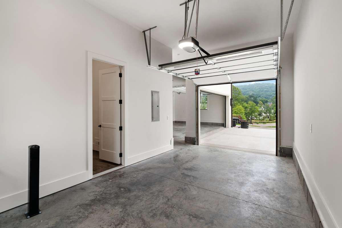 Representation Photos - Not Actual House