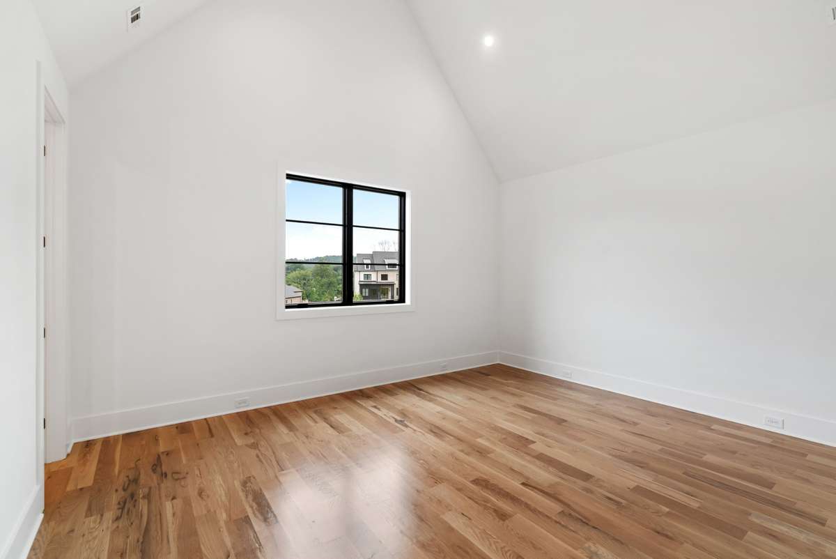 Representation Photos - Not Actual House