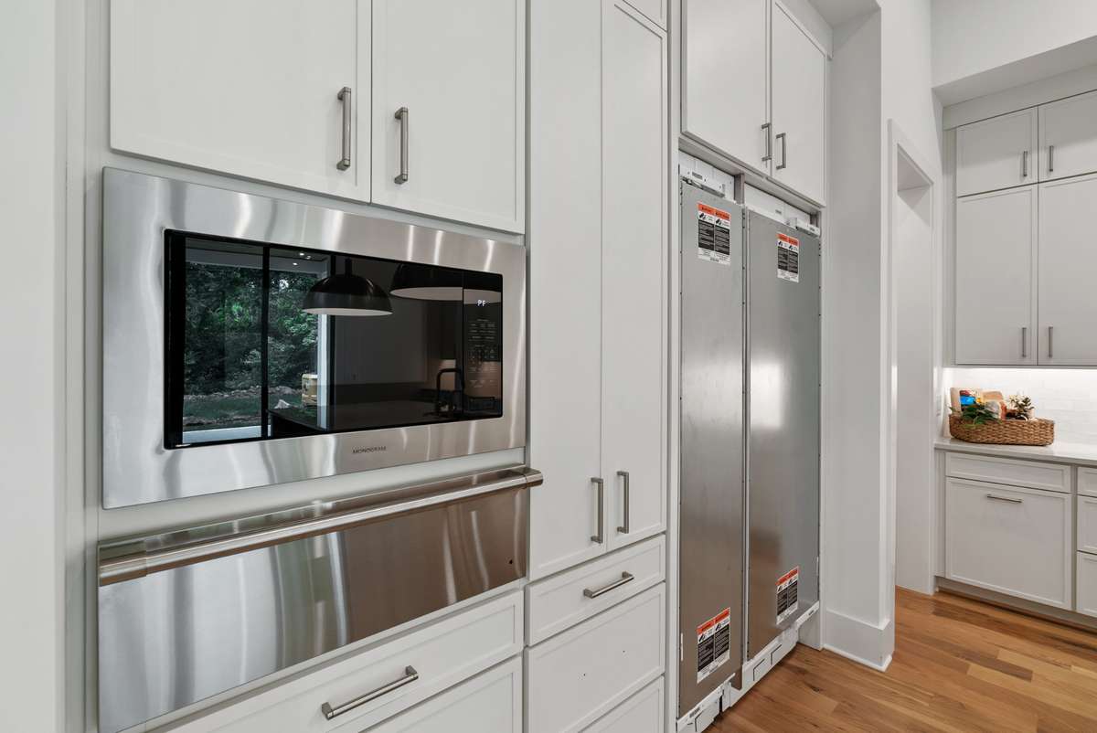 Representation Photos - Not Actual House