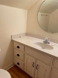 1/2 bath in attic bedroom