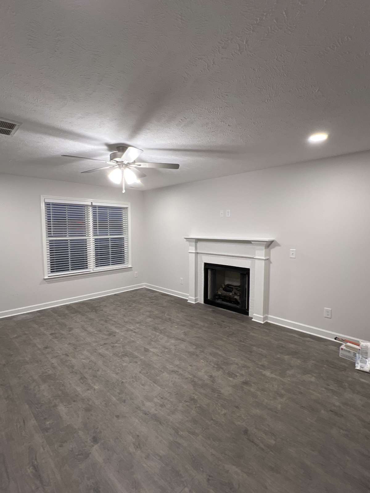 Photo of different home but same floor plan. Finishes will vary.
