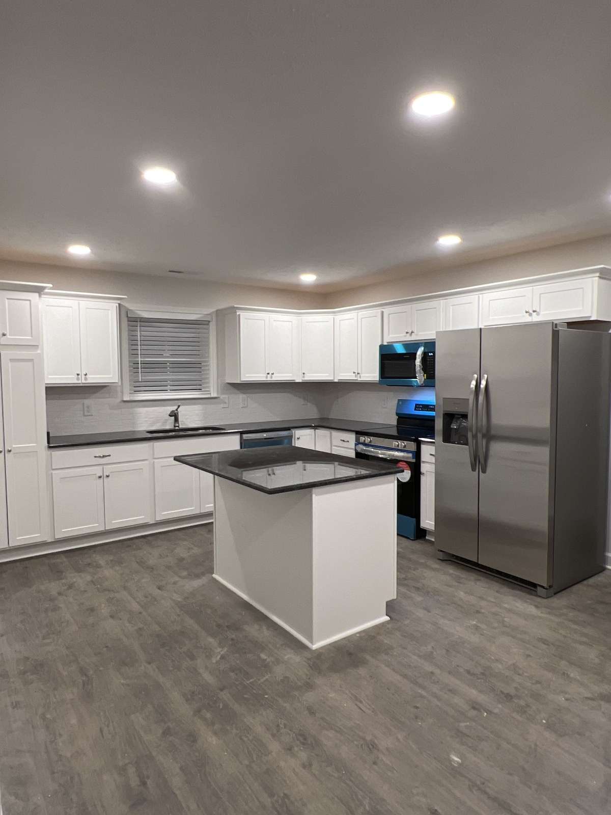 Photo of different home but same floor plan. Finishes will vary.