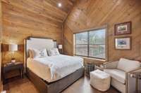 Main lodge upstairs bedroom 2