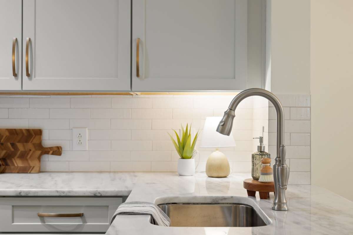 Beautiful quartz counters.