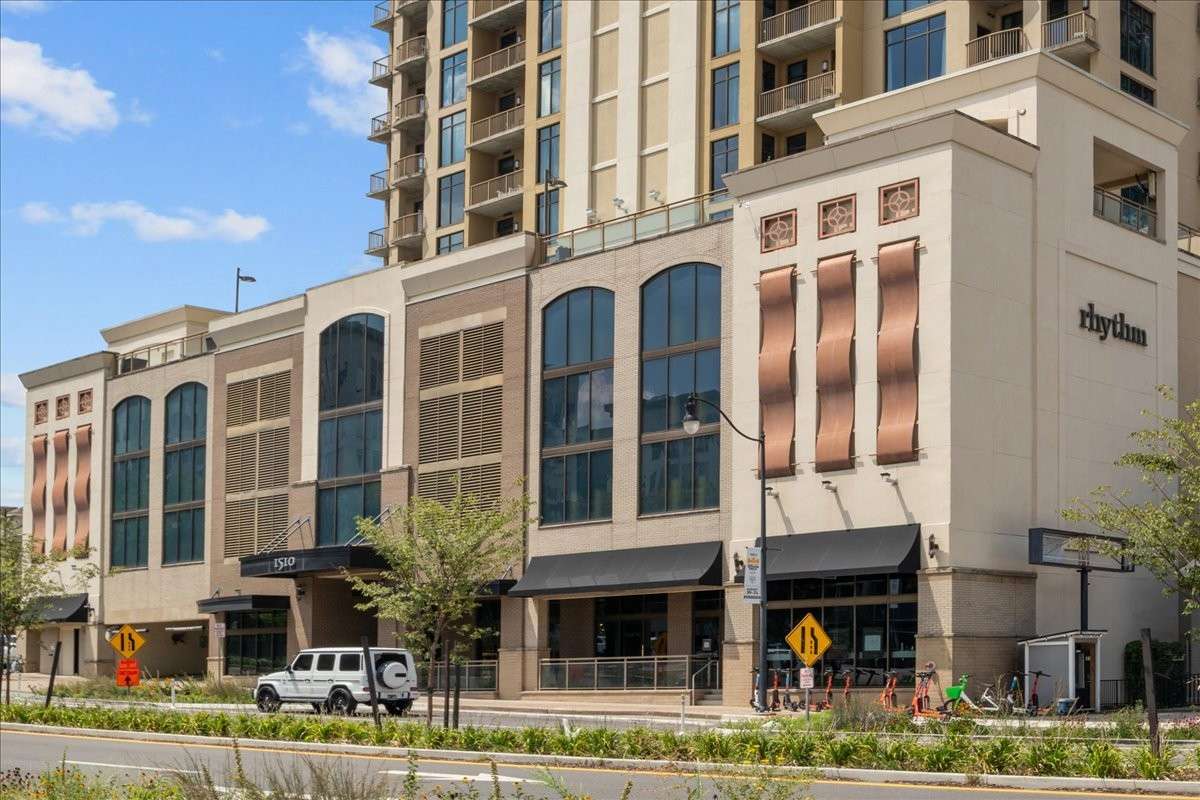 Demonbreun Street is being transformed, and the Rythm is in a perfect location; just minutes to Music Row, Downtown Nashville, The Gulch, easy access to Interstates, and much more.