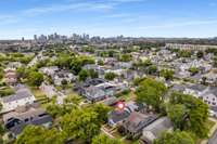 Located in Salemtown, 1829A 4th Ave N offers the convenience of walking to coffee shops, restaurants, parks, and greenways — all just minutes from your door and right by downtown.