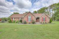 Welcome home to 522 N Greenhill Rd.!!!!